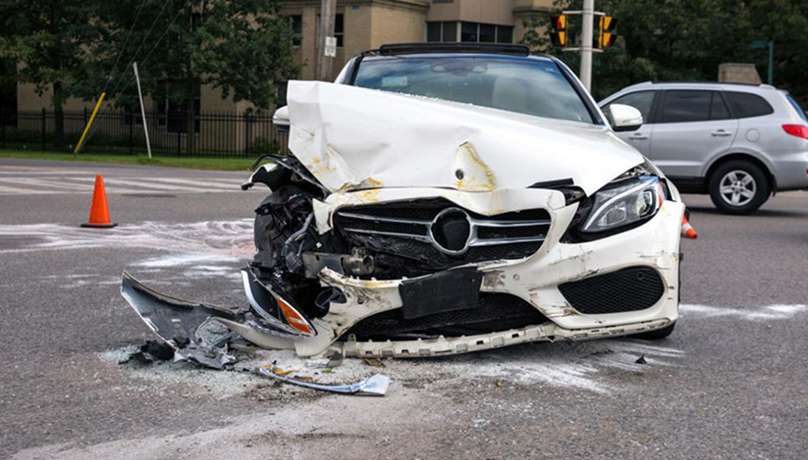 بیمه خودرو خسارات وارد به بدنه مقصر را پوشش نمی دهد