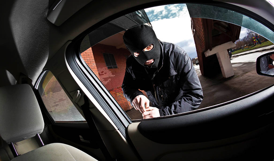 بیمه بدنه؛ خسارات ناشی از سرقت خودرو را جبران می‌کند.